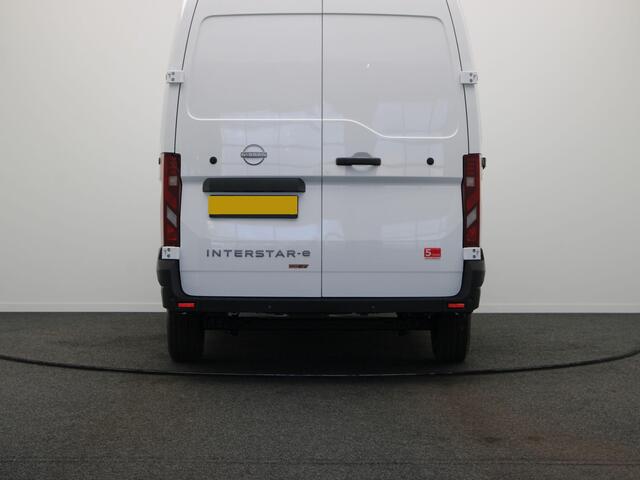Nissan INTERSTAR Interstar-e L2H2 Limited 87 kWh