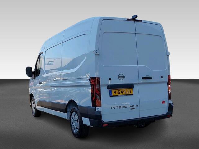 Nissan INTERSTAR Interstar-e L2H2 Limited 87 kWh Wandbekleding, laadvloer en trekhaak
