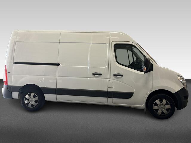 Nissan INTERSTAR 2.3 dCi L2H2 N-Connecta identiek aan Renault MASTER! Ruimtewonder voor al uw klussen of transport!