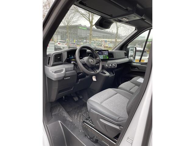 Nissan INTERSTAR Interstar-e L2H2 Limited 87 kWh