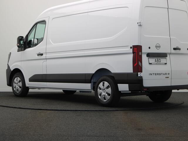 Nissan INTERSTAR Interstar-e Limited 87 kWh Batterij | 7" TFT kleuren instrumentenpaneel | Achteruitrijcamera | Cruise control met snelheidsbegrenzer