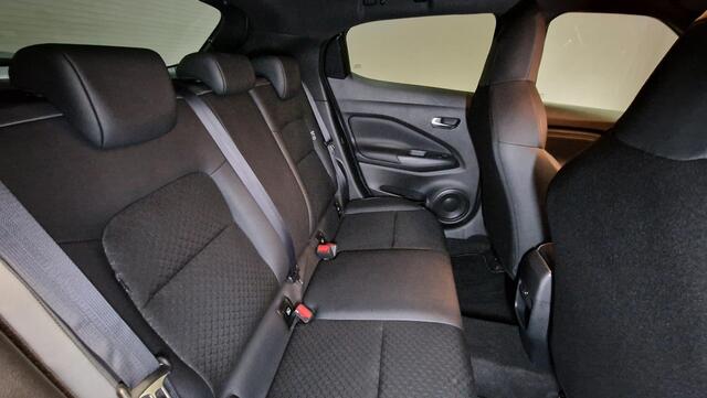 Nissan JUKE 1.6 Hybrid N-Connecta