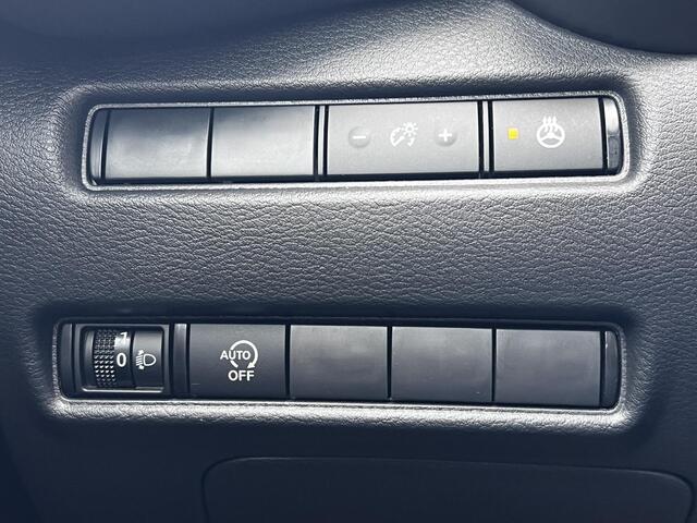 Nissan JUKE 1.0 DIG-T N-Connecta DCT Automaat / Fabrieksgarantie tot 09-12-2027 / Cold Pack / Stuur-, stoel- en voorruit verwarming / Navigatie / Apple Carplay Android / 17" LMW + All Season banden /