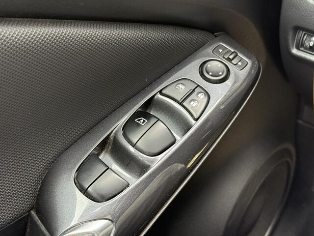 Nissan JUKE 1.0 DIG-T Acenta / Eerste Eigenaar / Cruise / Achteruitrij Camera / Apple carplay /