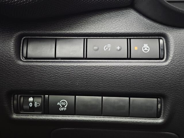 Nissan JUKE 1.0-114 pk DIG-T N-Connecta -NIEUWSTE MODEL- Maar liefst ruim ¤. 12.000,- VOORDEEL: van ¤. 37.250,- voor ¤. 24.895,- ! Slechts 2.800km ! Navigatie, Climate cntrl, Cruise Cntrl, Lane Assist. Metallic lak, LM wielen, Stoel-, stuur- en voorraamverw., Keyles