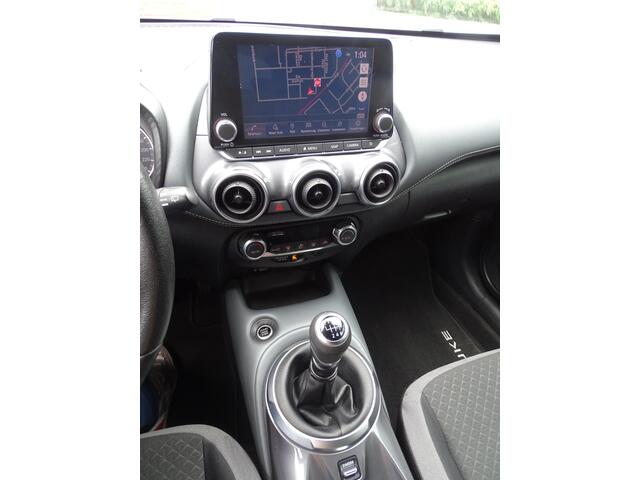 Nissan JUKE 1.0 DIG-T N-Connecta 6-BAK| NAVIGATIE| ACHTERUIT RIJ CAMERA| MULTIMEDIA| AIRCO/ECC| CRUISECONTROL| MULTIFUNCTIONEEL STUURWIEL| PARKEERSENSOREN| TREKHAAK| LM-VELGEN.