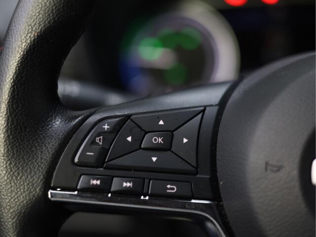 Nissan JUKE 1.6 Hybrid N-Connecta Camera | Applecarplay