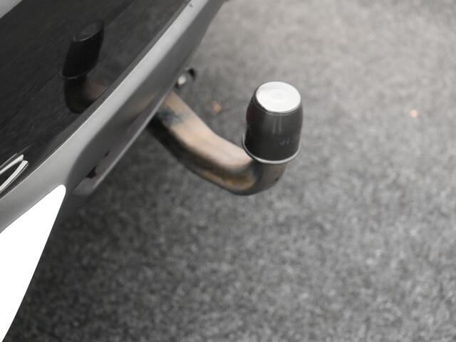 Nissan JUKE 1.2 DIG-T S/S N-Vision 116pk Dealer O.H | Trekhaak Afneembaar | Alcantara Sportstoelen | 360 Camera | Lane Assist | Cruise Control | Keyless | Navigatie | Bluetooth | Climate Control | DAB |