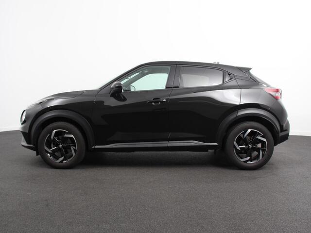 Nissan JUKE 1.0 DIG-T N-Connecta Climate control Cruise control Achteruitrijcamera Keyless Navigatie LED Verwarmde voorstoelen Verwarmd stuurwiel Parkeersensoren Apple Carplay/ Android Auto