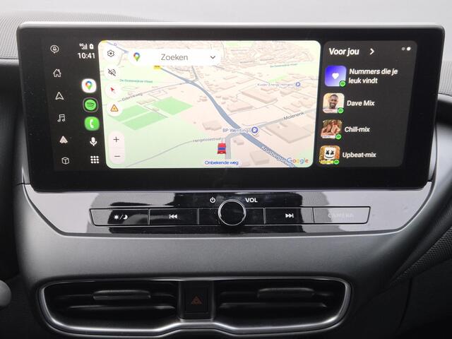 Nissan JUKE 1.0 DIG-T N-Connecta Automaat / Cold Pack / Apple Carplay Android Auto / Stuur-, Stoel en Voorruitverwarming / Achteruitrijcamera / Cruise control / Keyless Entry/Start / Draadloze telefoon lader / Climate control /