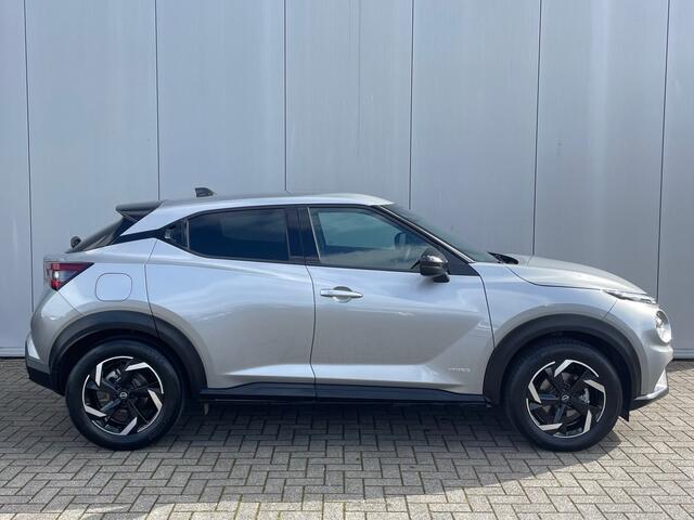 Nissan JUKE 1.6 Hybrid N-Connecta Navigatie, Achteruitrijcamera, Climate Control, Cruise Control