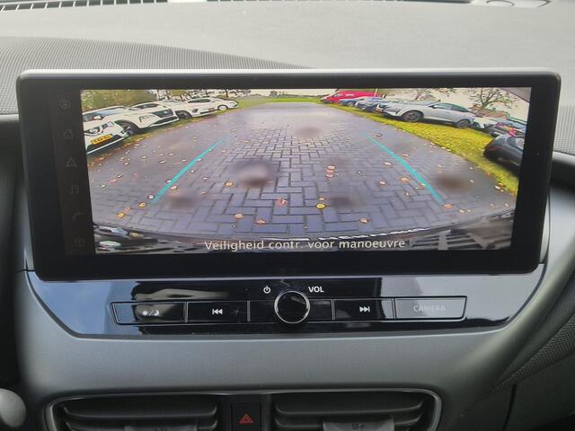 Nissan JUKE 1.0 DIG-T N-Connecta Automaat / Cold Pack Light / Allseason banden / Achteruitrijcamera / Apple Carplay Android Auto / Trekgewicht 1250 kg / Stuur-, en Stoelverwarming / Keyless Entry/Start / Cruise control /