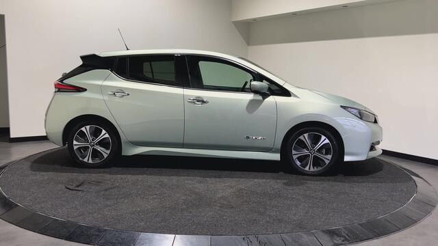 Nissan LEAF 2.ZERO EDITION 40 kWh