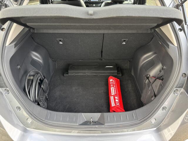 Nissan LEAF Tekna 40 kWh