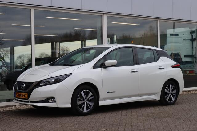 Nissan LEAF Acenta 40 kWh