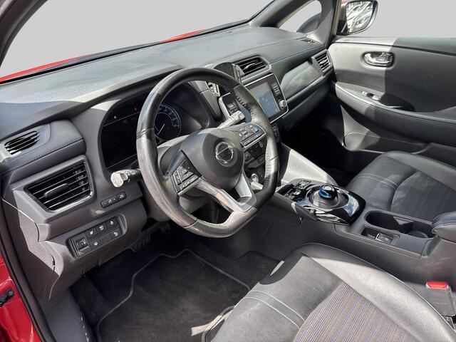 Nissan LEAF Tekna 40 kWh