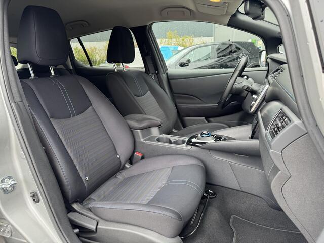 Nissan LEAF N-Connecta 40 kWh | Navigatie | 360° Camera | Stuur- + Stoelverwarming | Adapt. Cruise Control | Apple Carplay/Android Auto | Rijklaarprijs!