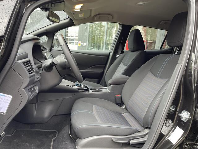 Nissan LEAF N-Connecta 39 kWh | Trekhaak | Navigatie | Stuur- + Stoelverwarming | 360° Camera | Keyless Entry | Adapt. Cruise Control | Rijklaarprijs!
