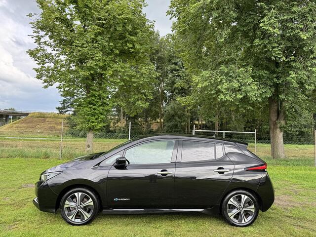 Nissan LEAF Tekna 40 kWh | ADAP. CRUISE | BLINDSPOT | NAVI | CLIMA |