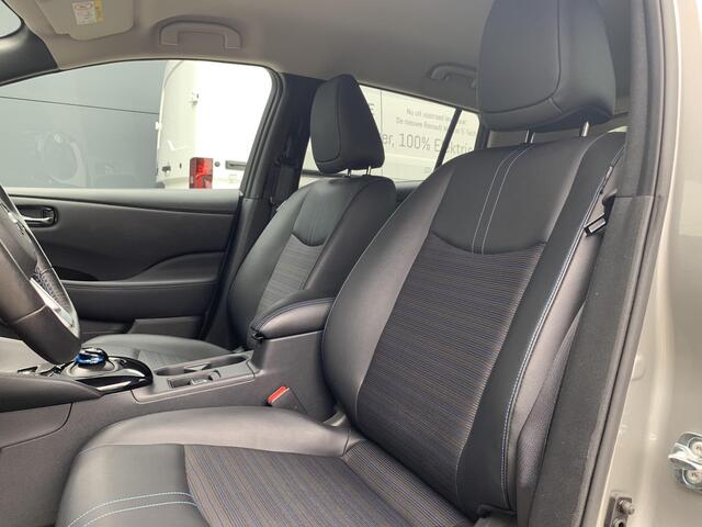 Nissan LEAF Tekna 40 kWh