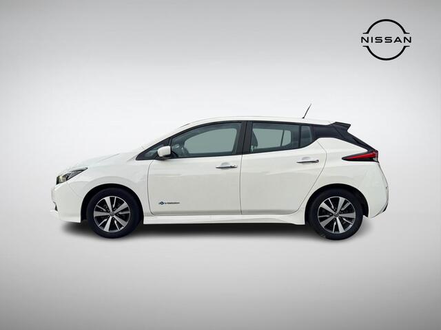 Nissan LEAF Acenta 40 kWh SoH 91% | Navigatie | Camera | Adapt. Cruise Control | Apple Carplay/Android Auto | Keyless Entry | Dodehoek Detectie | Rijklaarprijs!