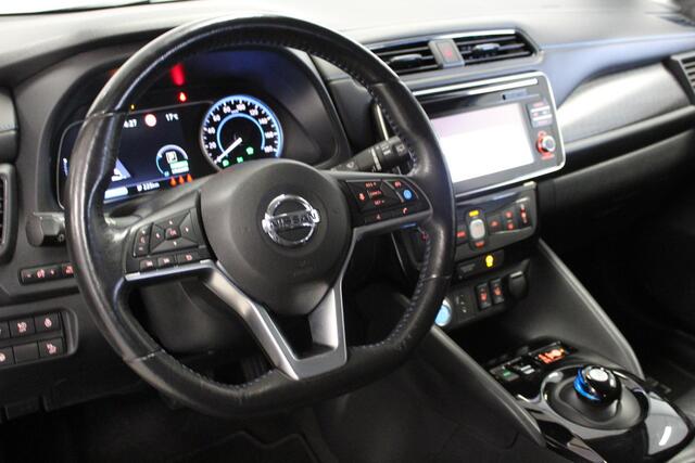 Nissan LEAF 2.ZERO EDITION 40 kWh | CARPLAY | ACC | CAMERA | KEYLESS | NAVI | DAB | BLINDSPOT | 17'LMV | CLIMA |