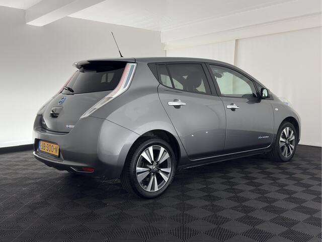 Nissan LEAF Tekna 30 kWh {SOH-78%} Aut. *LUXURY-LEATHER | FULL-LED | BOSE-SURROUND | TOP-VIEW | KEYLESS | NAVI-FULLMAP | ECC | HEATED-COMFORTSEATS | CAMERA | DIGI-COCKPIT | PRIVACY-GLASS | 17"ALU*