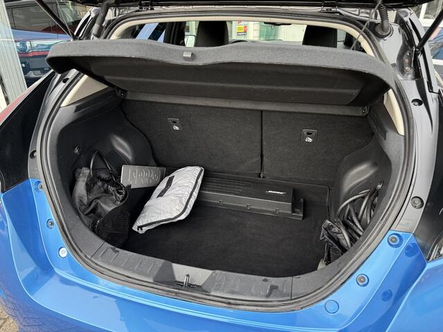 Nissan LEAF e+ Tekna 62 kWh | NAP | 1e eigenaar | 360 graden camera | Bose Audia | Stoelverwarming voor & achter | LED | DAB | Cruise adaptief |