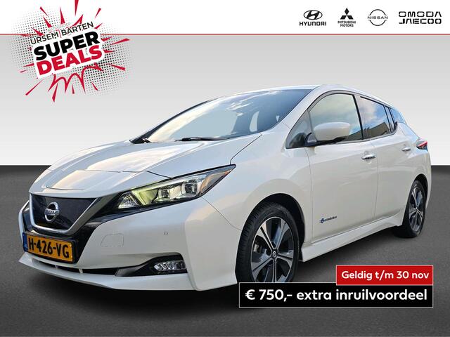 Nissan LEAF N-Connecta 40 kWh | Automaat | Stoelverwarming | Navigatie | 360 Camera |