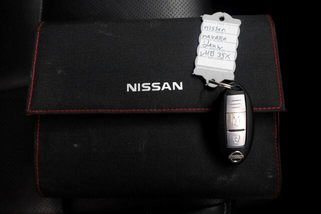 Nissan NAVARA 2.3 dCi 190pk Automaat Tekna 4x4 + Sperdiff. Trekhaak 3500kg 09-2020