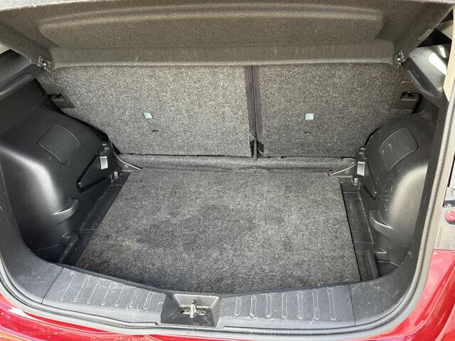 Nissan NOTE 1.2 DIG-S Automaat Acenta | 16-inch/Cruise Control/Airco