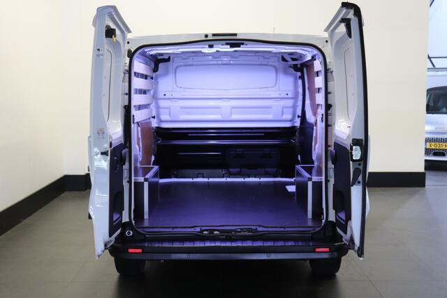 Nissan NV300 2.0 dCi 145PK Automaat EURO 6 - AC/climate - Navi - Cruise - ¤ 11.950,- Excl.