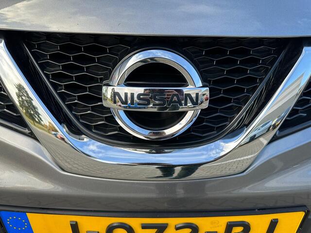 Nissan QASHQAI 1.2 Acenta *Stoelverwarming en Trekhaak*