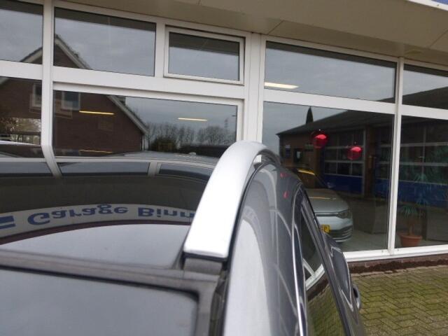 Nissan QASHQAI 1.3 DIG-T N-Connecta, Panoramadak, Lichtm, Trekhaak