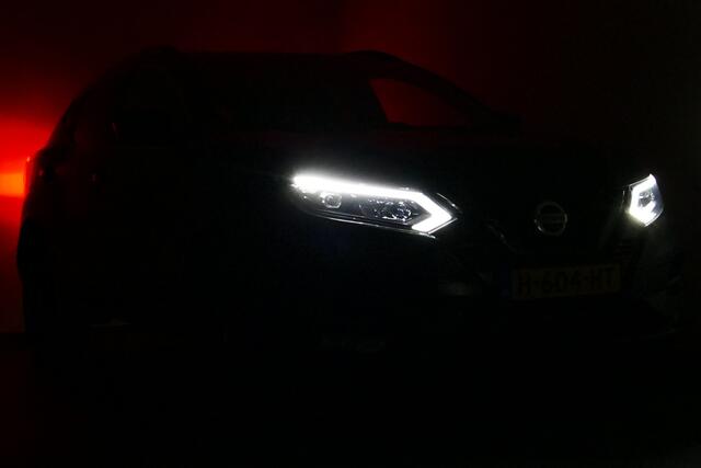 Nissan QASHQAI 1.3 DIG-T N-Tec. Leer/Alcantara, Panodak, 360 Camera, Led Koplampen, 18"LMV