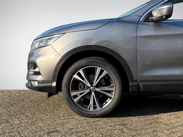 Nissan QASHQAI 1.2 N-Connecta Vision Pack | Trekhaak | Navigatie | 360° Camera | LED Koplampen | Keyless Entry | Cruise & Climate Control | Rijklaarprijs!