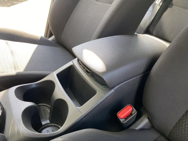 Nissan QASHQAI 1.3 DIG-T Visia Climate contr./Parkeersens. V+A/Cruise contr./Rijstrooksensor/Led verlichting/Multifunction.Stuur/DAB/In hoogte verstbare stoelIsofix/Licht metalen velgen