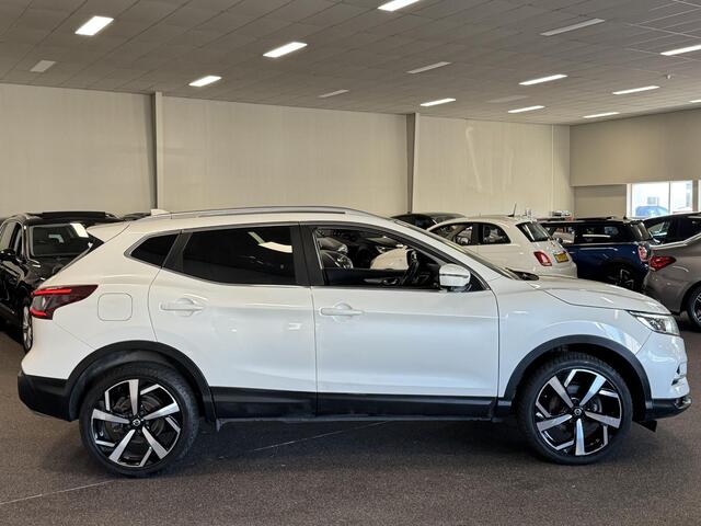 Nissan QASHQAI 1.3 DIG-T Tekna NAVIGATIE/CAMERA, PANORAMA, LEER,