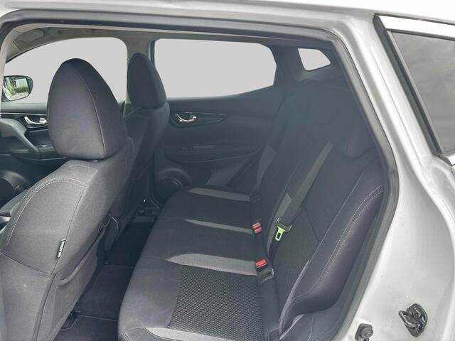 Nissan QASHQAI 1.2 Acenta Automaat trekhaak navi camera
