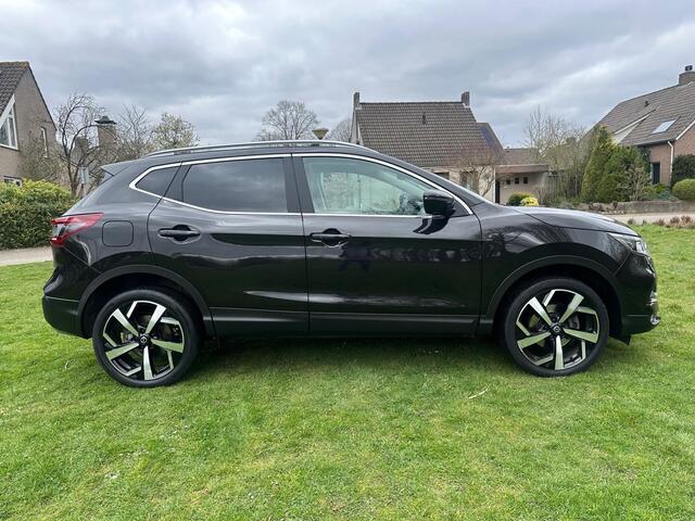 Nissan QASHQAI 1.3 DIG-T Tekna *PANO-DAK*NAVIGATIE*LEDER*STOEL VERW*LM-VELGEN*