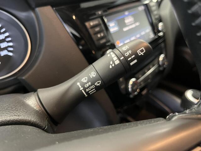 Nissan QASHQAI 1.3 DIG-T Business Edition Automaat, Cruise Control, Stoelverwarming, Achteruitrij Camera, Navigatie