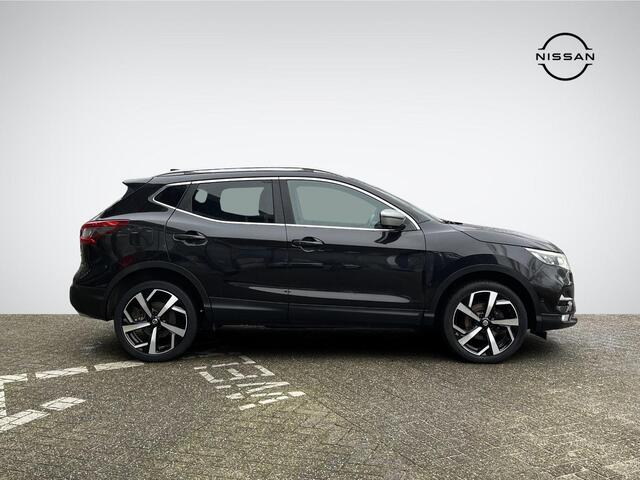 Nissan QASHQAI 1.2 Tekna +