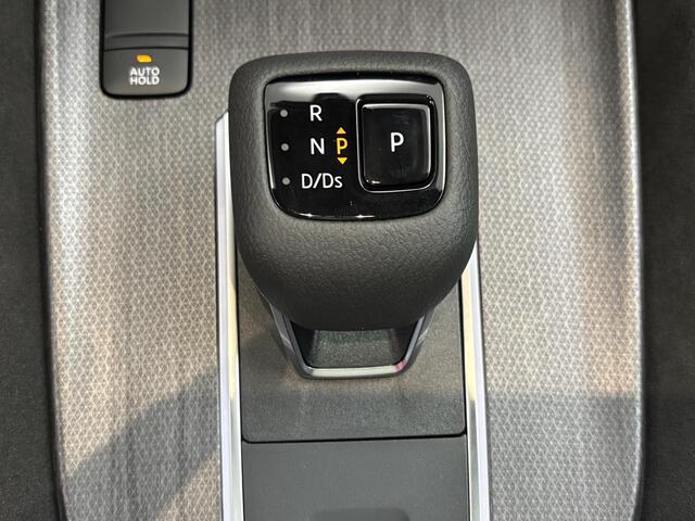 Nissan QASHQAI 1.3 MHEV Xtronic Tekna Plus / Levering in overleg / 1800 KG Trekgewicht / Panoramadak / Massagestoelen met Geheugen / Bose Audio / Google Navigatie / Stoel- en Stuurverwarming /