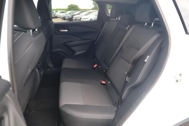 Nissan QASHQAI 1.3 MHEV Xtronic N-Style Automaat Two Tone Parelmoer Wit Keyless 19 inch LMV Navigatie Carplay Android 360 Camera Adaptive Cruise