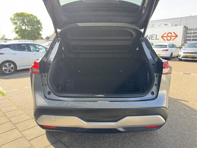 Nissan QASHQAI 1.3 MHEV Xtronic N-Connecta 1/2 leder