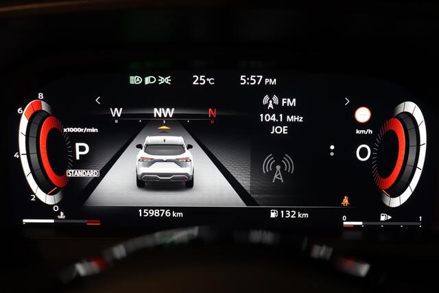 Nissan QASHQAI 1.3 MHEV Xtronic Business Executive | 360 Camera | Leder bekleding | Matrix LED | Panoramadak | Elec Achterklep | Trekhaak |