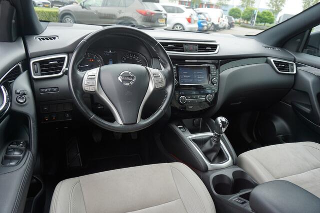 Nissan QASHQAI 1.2 Tekna Climate / Navi / Camera / Pano. / Cruise / Trekhaak / NAP