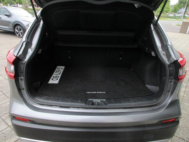 Nissan QASHQAI 1.3 140PK N-MOTION