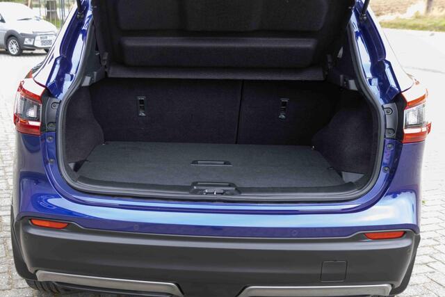 Nissan QASHQAI 1.2 Tekna +