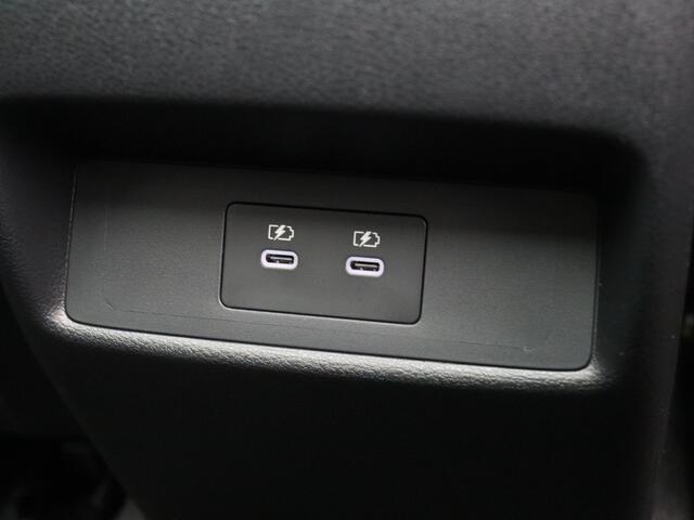 Nissan QASHQAI N-Connecta + Panoramisch glazen dak + Cold Pack Mild-Hybrid 158 Xtronic | 12.3" TFT digitale cockpit | Audiosysteem met DAB, Apple Carplay & Android Auto, USB-aansluiting, stuurwielbediening en 6 luidsprekers | Blind Spot Warning & Intervention (BSW + BSI